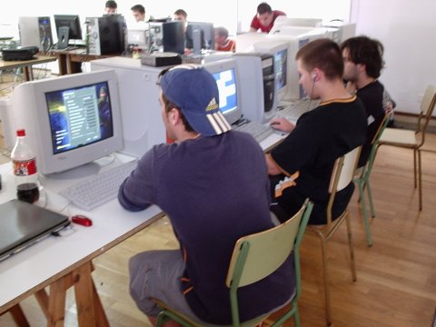 party03.jpg